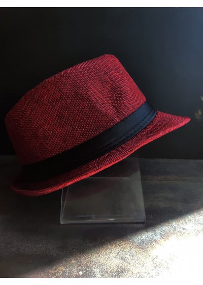 Дамска лятна шапка в Бордо с черна лента